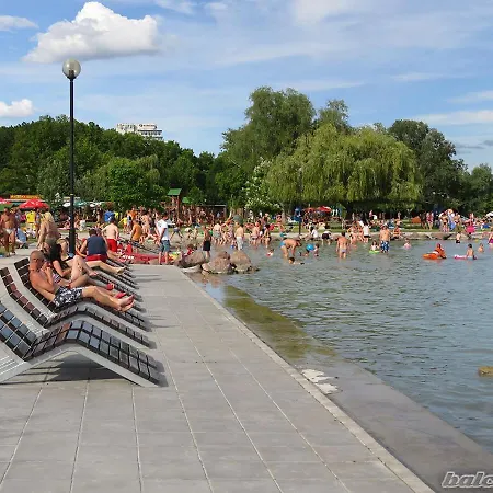 Kek Balaton Balatonalmadi